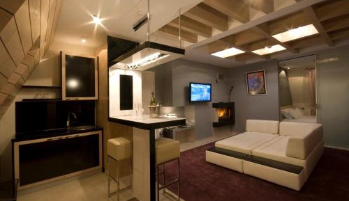 Luxury Apartment