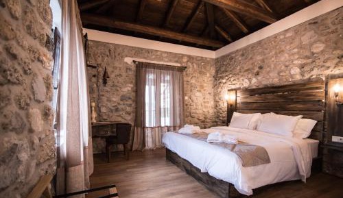 Family Room (Kalliopi)