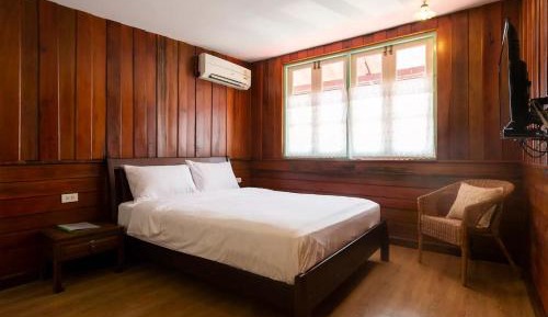 Triple Room with Bathroom