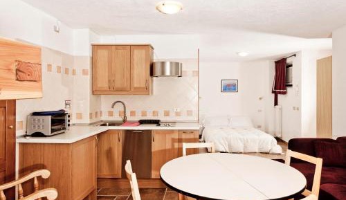 Studio Apartment