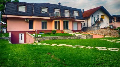 Villa with Garden View