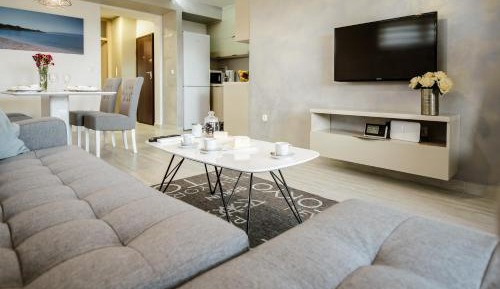 One-Bedroom Apartment with Terrace