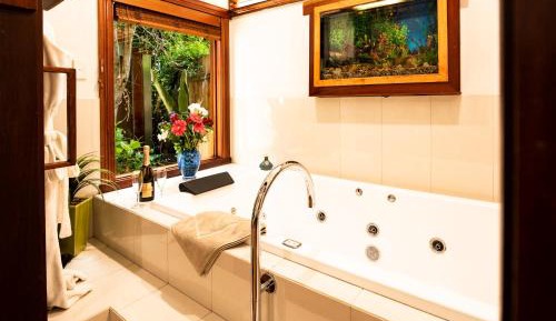 Cottage with Garden View