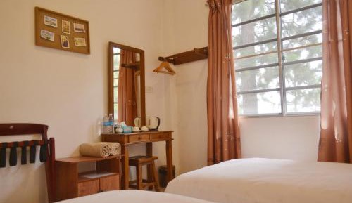 Economy Twin Room