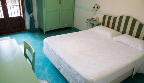 Deluxe Junior Suite