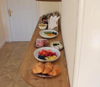 Orchid One-Bedroom Suite