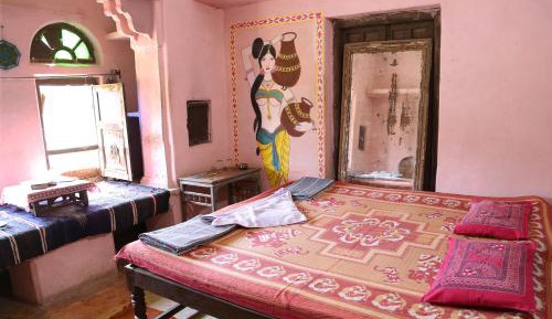 Double Room with Shared Bathroom