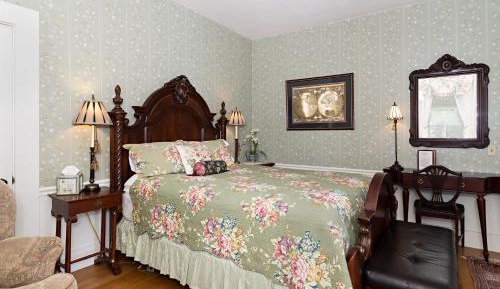 Duke Room