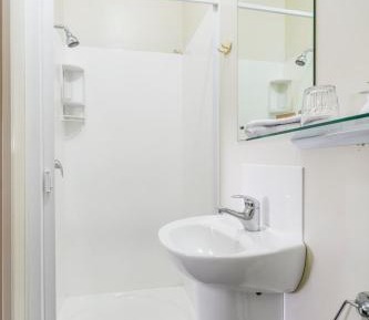Executive Queen Room