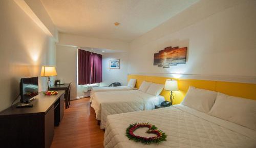 Triple Room with City View