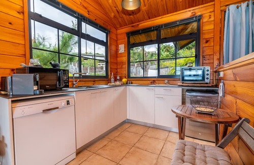 Mahina House | The Cosy Chalet Mahinarama wPool