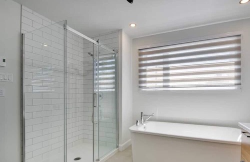 Pont-Rouge House | Halte - Spa and sauna