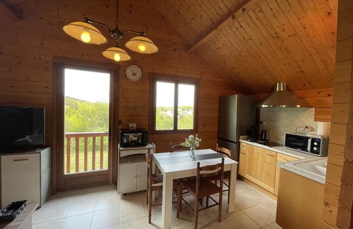 Saint-Bonnet-Troncais Apartment | Apartment Saint-Bonnet-Tronçais, 1 bedroom, 2 persons