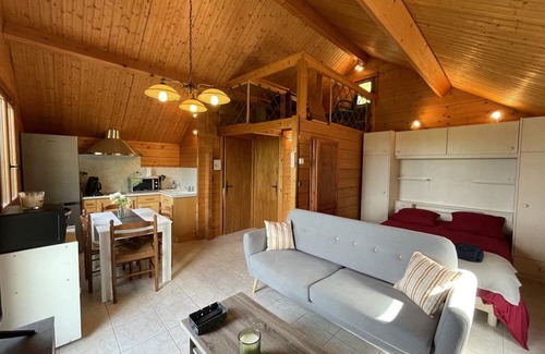Saint-Bonnet-Troncais Apartment | Apartment Saint-Bonnet-Tronçais, 1 bedroom, 2 persons