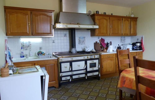 Arfeuilles Cottage | Gite Arfeuilles, 4 bedrooms, 11 persons