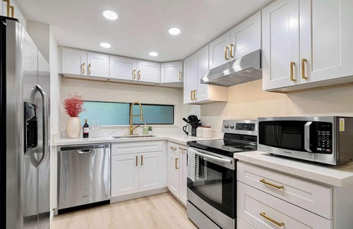 Bridle Trails Cottage | @marbella Lane-cozy Luxury Townhome Near Microsoft