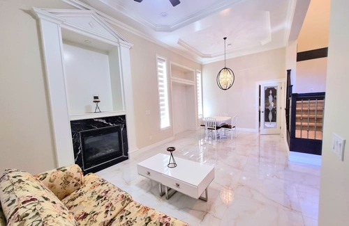 Newton House | Private quite peaceful room