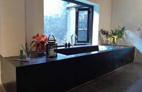 Bope-Poddala Villa | Luxury Boutique Villa Galle 4Bedr 5KS Bed