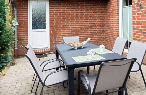 Norddeich House | Waterkant Comfortable holiday residence