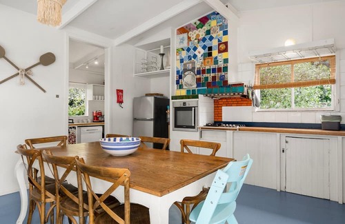 St Leonards House | Seaside Sanctuary - Beautiful family home located right next to the beach.