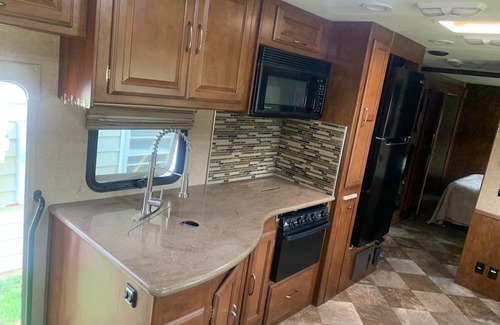 Woodbine House | Camper/RV in Woodbine, NJ