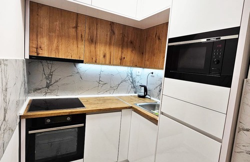Novi Sad Apartment | Charming 2-bedroom apartment in fabulous Novi Sad with WiFi, AC