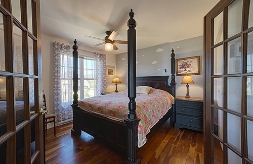 Petite-Riviere-Saint-Francois Apartment | A beautiful 2bed Apt #1 in a house