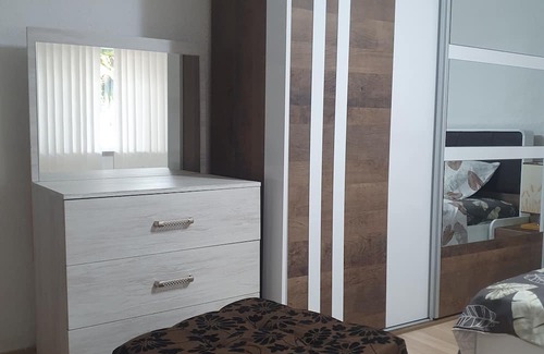 Negotino House | Cozy 2-bedroom apartment with WiFi, AC in enjoyable Negotino