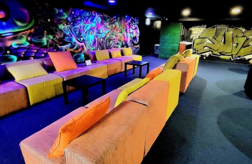 Pulaski Park Condo | Loft for Events and family gatherings