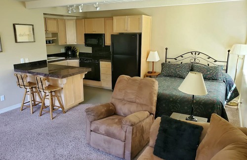 Elkhorn Condo | The heart of Sun Valley