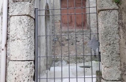 Mili San Pietro Apartment | La Camera nel Villaggio Vicina al Polo San Filippo Sede di Concerti a Messina