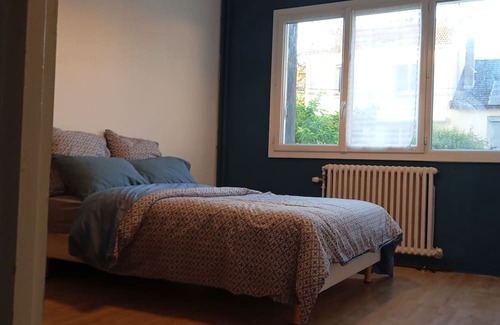 Carrieres-sous-Poissy Apartment | The People of Grass Flat