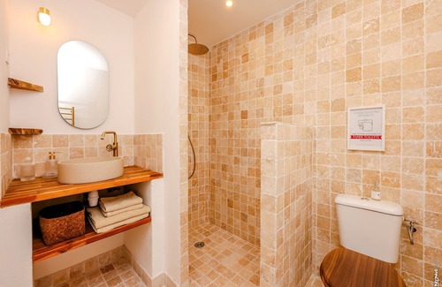 Brens Bed & Breakfast | Chambre D'hôte "ô Berges de Brens" , Chambre la Vigneronne Avec vue sur Tarn