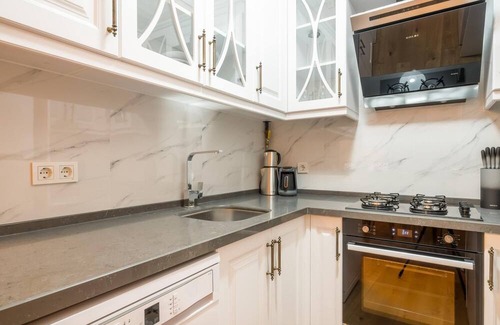 Istanbul City Center Apartment | Chic Flat 10 min to Goldenhorn in Fatih