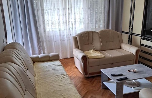 Rijeka Apartment | Two bedroom apartment with balcony Rijeka (A-23246-a)
