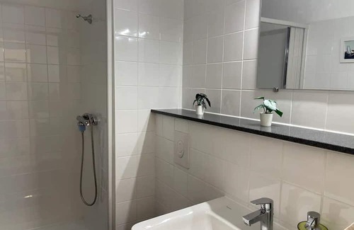 Westend Apartment | Ruhiges Apartment in Berlin Neu-westend, Nähe Messe, Olympia-stadion, rbb