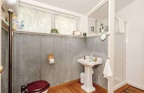 Pennyroyal Cabin | The Windmill Cottage.