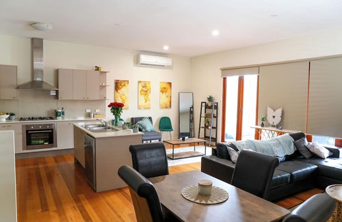 Stafford House | Large double story, close to Brisbane CBD in a gorgeous leafy inner north suburb