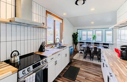 Hudson House | Cute, Cozy Posey Lake Getaway! Welcome!