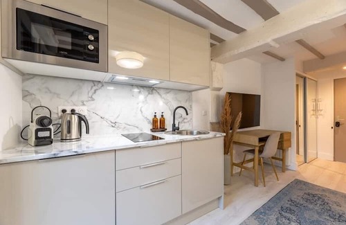 Rouen City Centre Apartment | Le Caron-2 - Studio - Suite Avec Terrasse