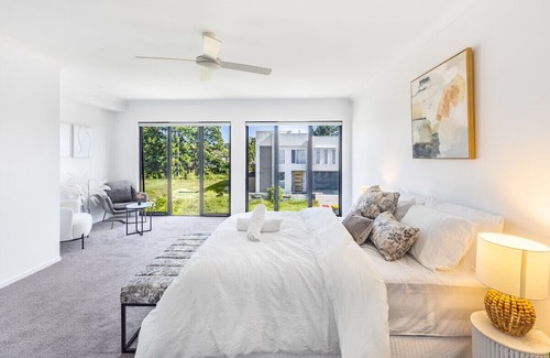 Sunnybank Hills House | 2024 Brand-new 5BR Comfort House in SunnybankHills