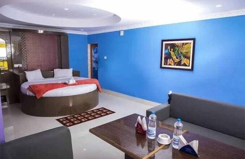 Bhubaneshwar Hotel | Hotel Blue Royal