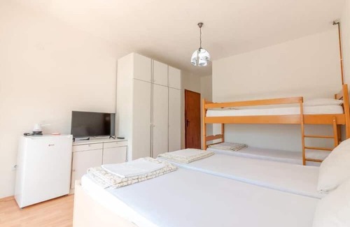 Ohrid Villa | Family Room with Balcony