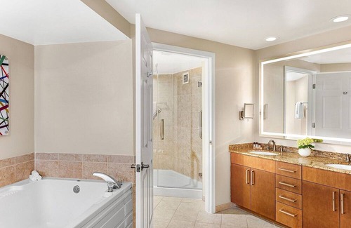 Doral Resort | Miami Resort Weekend Get-A-Way - Mariott's Villas at Doral - May 4th & May 5th