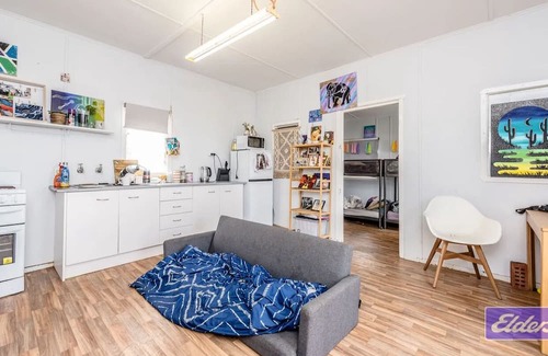 Horrocks Cabin | Do Not Book. The jerks from the booking platform won’t let me delete my account!