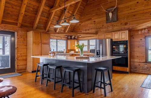 West Point Cabin | Quiet, remote cabin nestled between Louisville and Elizabethtown