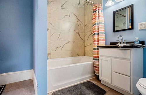 Southern Coast Apartment | Saco Delight: Stylish 2BD Close to Everything