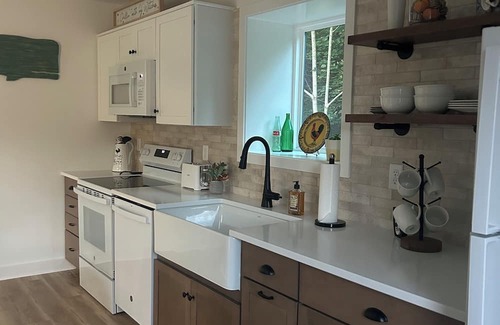 Milton Cottage | Small wonders lead to wonderful destinations