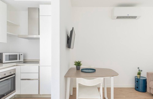 San Giovanni Apartment | iFlat | Opificio New Light Apartment