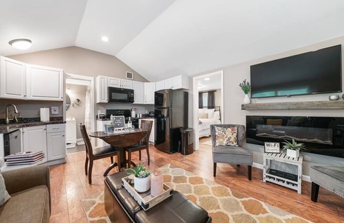 Millrift Cottage | Romantic Cottage for Two in the Pocono's